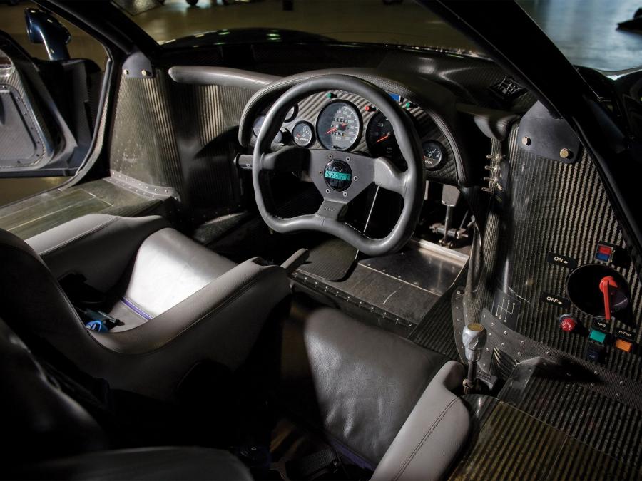  Jaguar XJR15 1990 года  (фото 2 из 24)